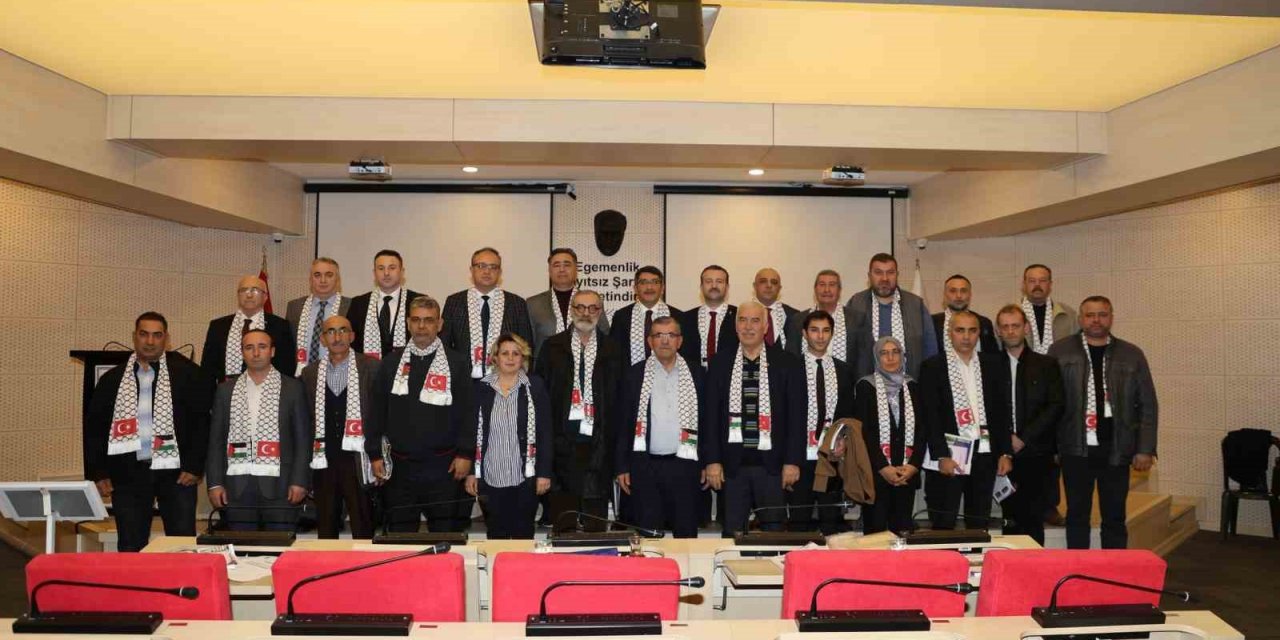 Şehzadeler Belediye Meclisi İsrail’in soykırımını lanetledi