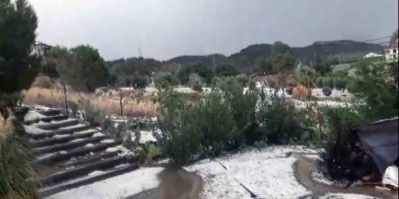 Tatil cenneti Datça beyaz büründü