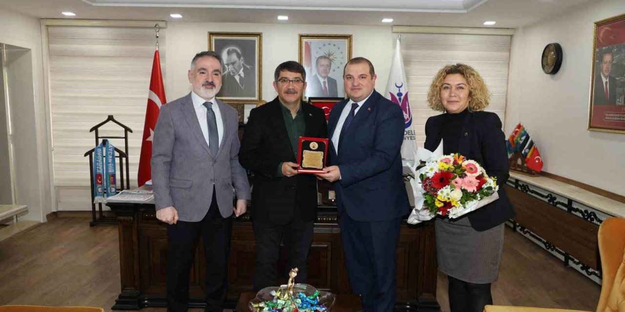 Manisa Öğretmenevi’nden Başkan Çelik’e destek teşekkürü