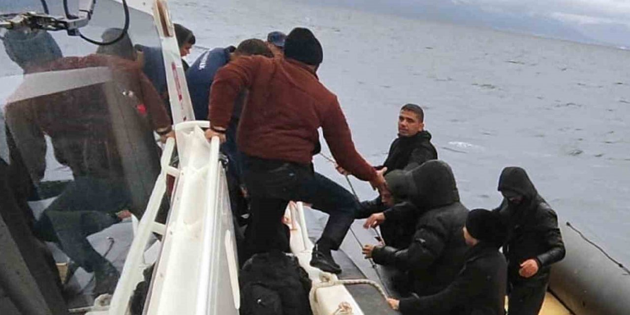 Datça’da 43 düzensiz göçmen yakalandı
