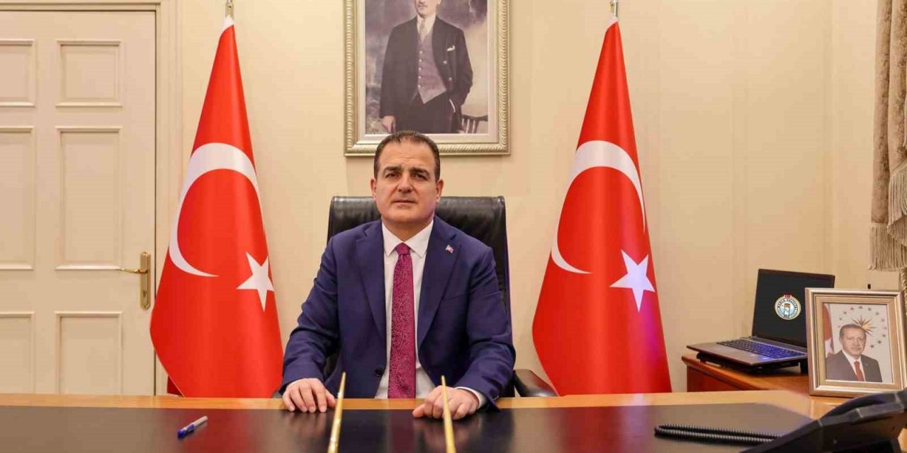 Vali Akbıyık: “Haksızlığa karşı çıkmış bir milletiz”