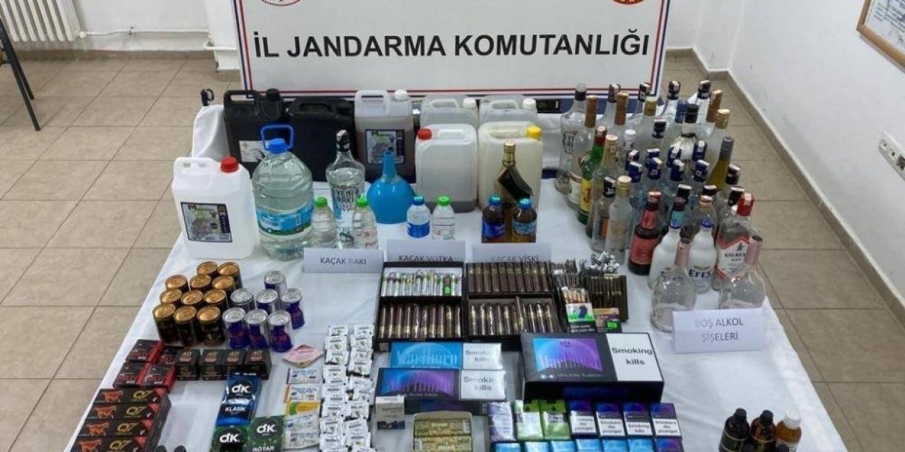 Jandarma’dan kaçak sigara ve alkol operasyonu