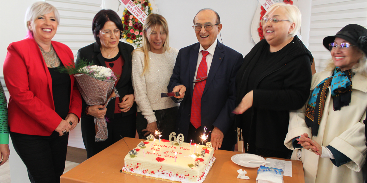 Şükrü Öksüz’ün 60. Sanat Yılı Aydın’da kutlandı