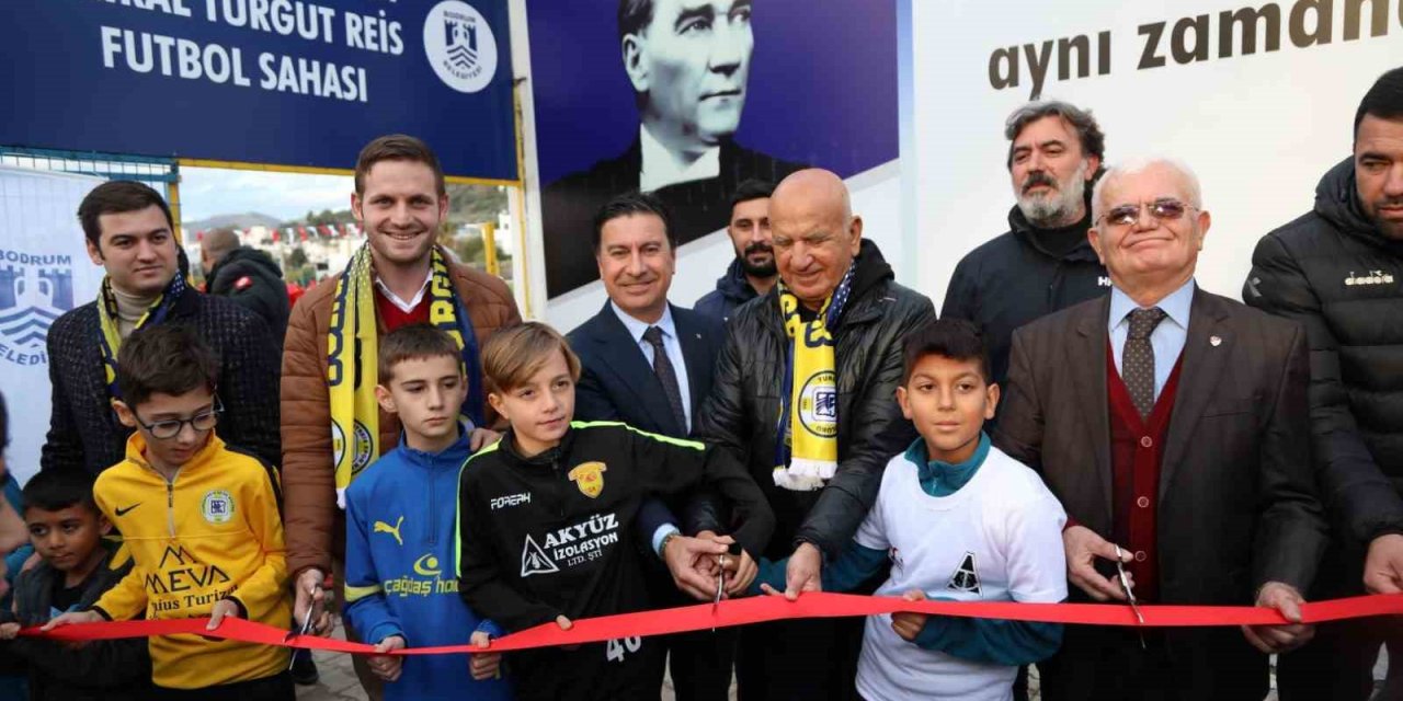 Turgutreis’e uluslararası standartlarda futbol sahası