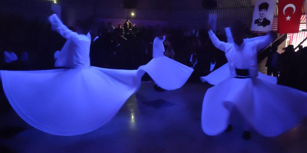 Vuslatın 750. yıldönümünde düzenlenen sema gösterisi beğeni topladı