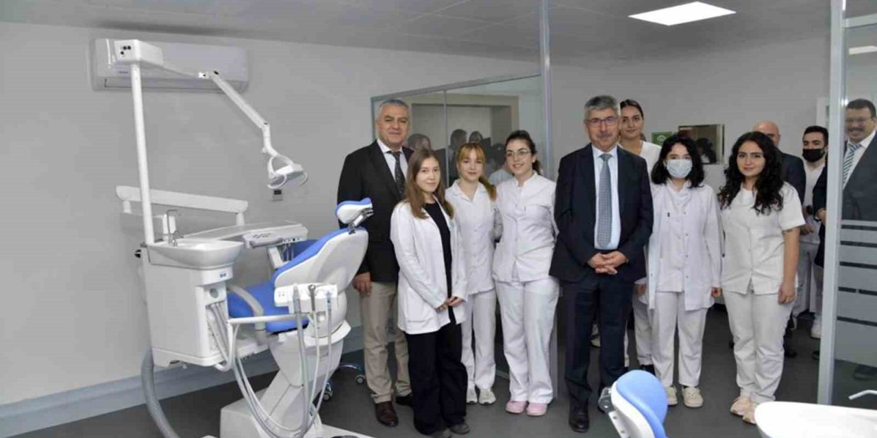 MSKÜ’de Ortodonti kliniği açıldı