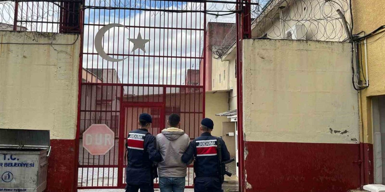 Jandarmadan eşzamanlı operasyon: 23 yakalama