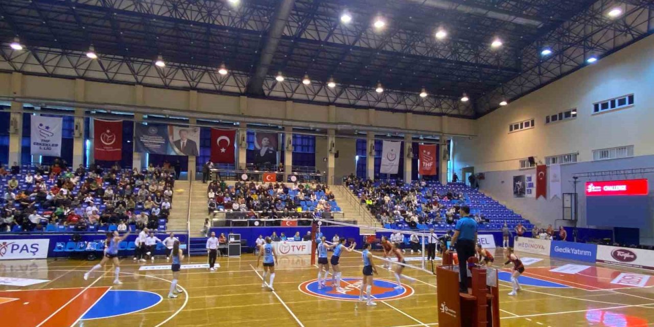 Sultanlar Ligi: Aydın Büyükşehir Belediyespor: 1 - Türk Hava Yolları: 3