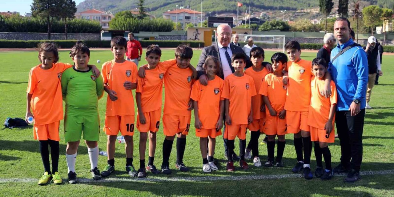 Menteşe Belediyespor’dan 102 kupa, bin 218 madalya, 2 milli sporcu