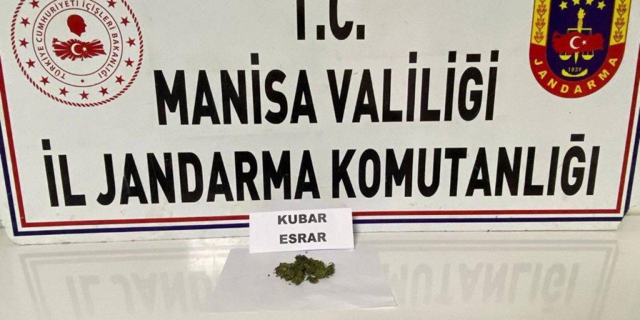 Şüphelinin üzerinden esrar çıktı
