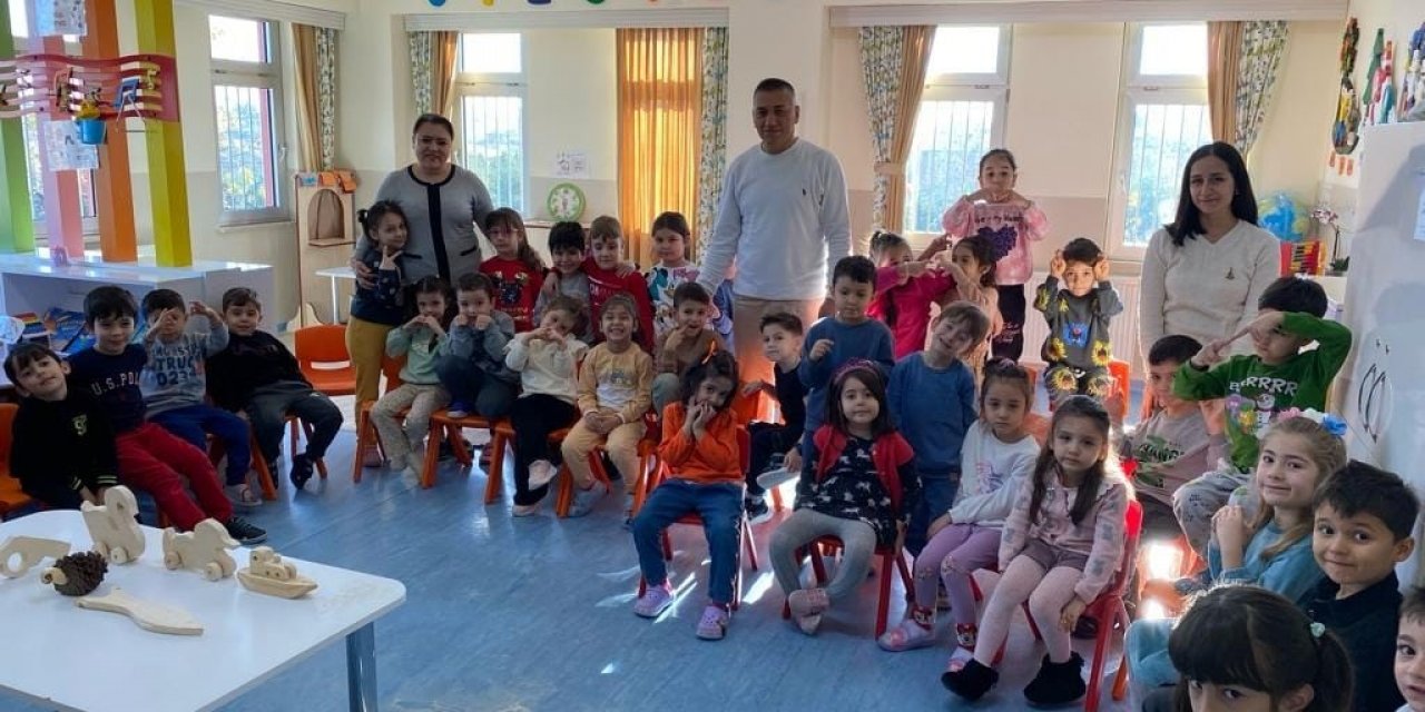 Minikler en doğal oyuncakların yapımını öğrendi