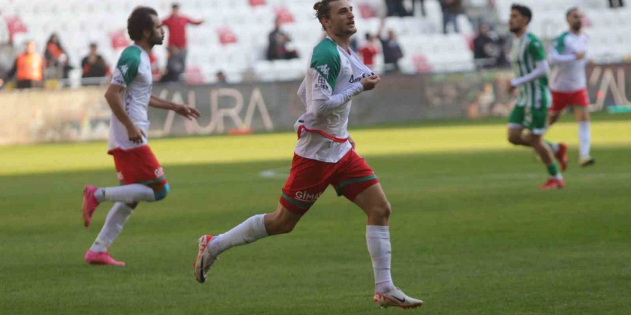 TFF 3. Lig: Karşıyaka: 3 - Sapanca Gençlik: 2