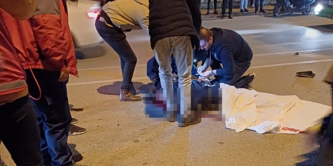 Otomobilin çarptığı 2 yaya yaralandı, sürücü kaçtı