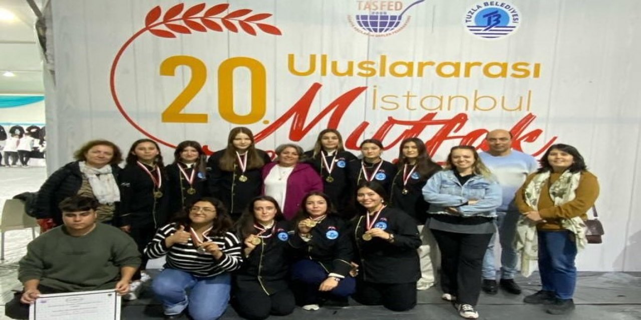 Liseli gençler, Milas’ın adını dünyaya duyurdular