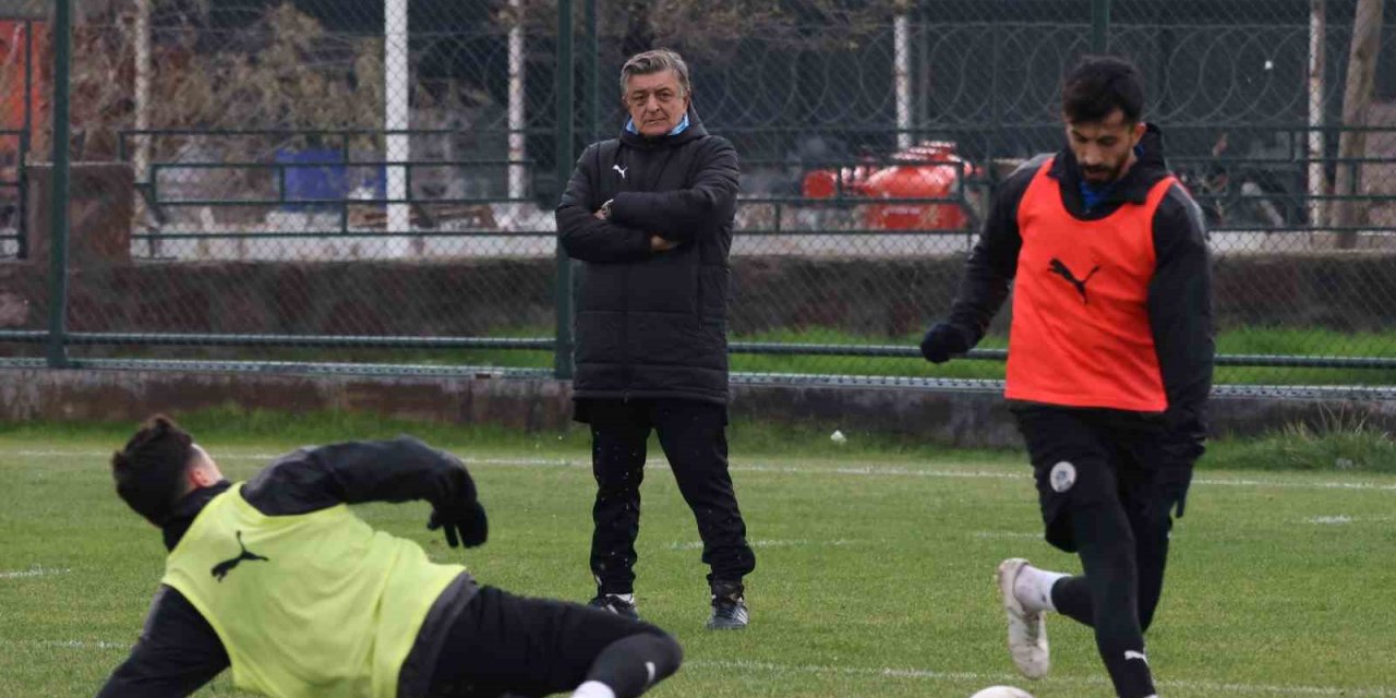 Yılmaz Vural yönetimindeki Menemen FK’dan 3 maçlık galibiyet serisi