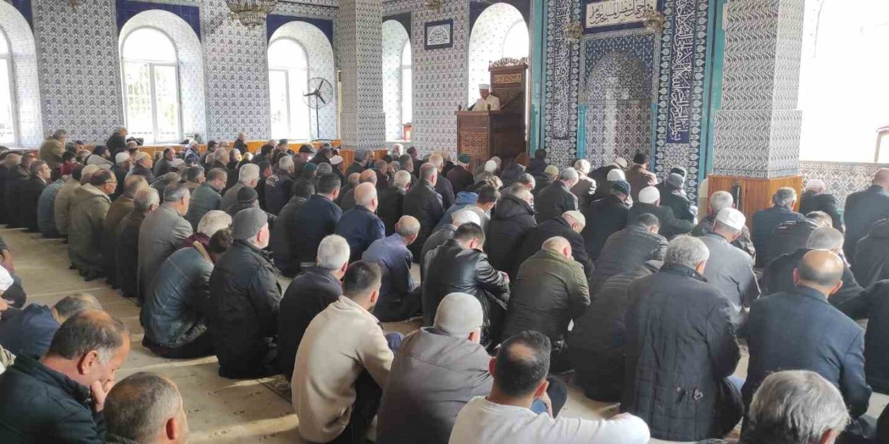 Aydın İl Müftüsü Güneş Nazilli’de Cuma sohbeti gerçekleştirdi