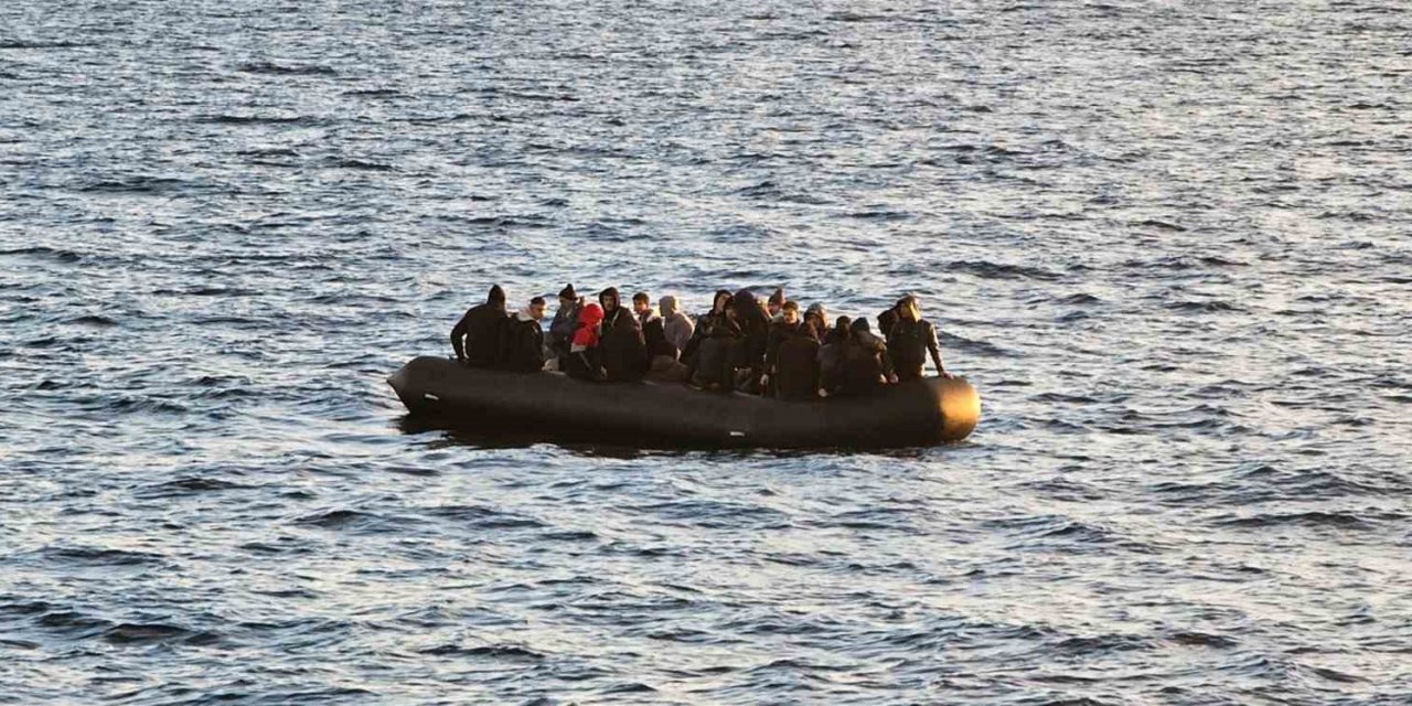 Datça’da 39 düzensiz göçmen kurtarıldı