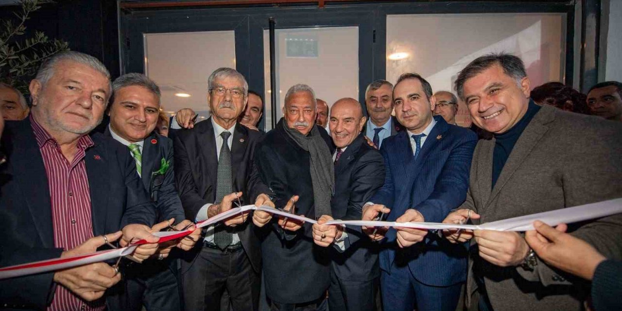 Başkan Soyer’e meclis üyeleri birliği ve sivil toplumdan destek