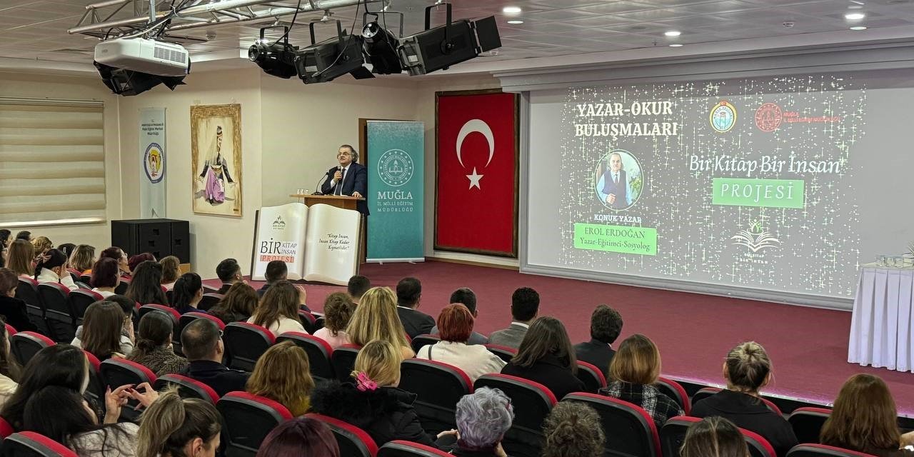 Muğla’da bir kitap bir insan projesinin konuğu yazar Erdoğan oldu