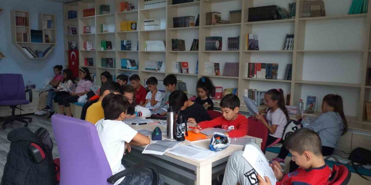 Muğla’da 860 çocuk sanat atölyesiyle buluştu