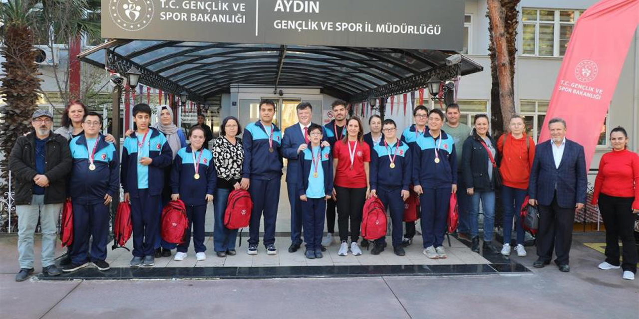 Aydınlı özel sporcular derece ile döndü