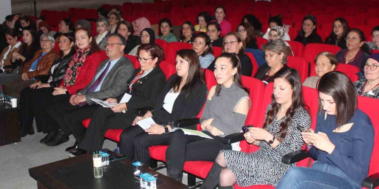 Başkan Öküzcüoğlu kadın muhtar adayları ile buluştu