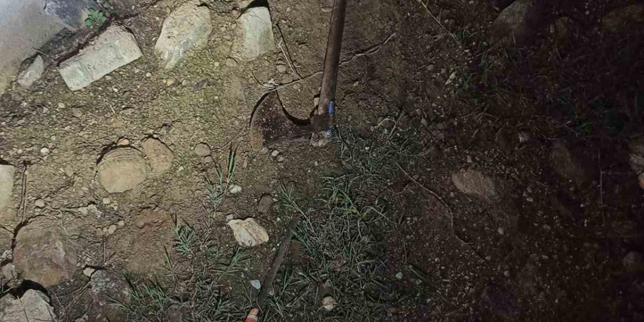 Baltalı hırsız suçüstü yakalandı