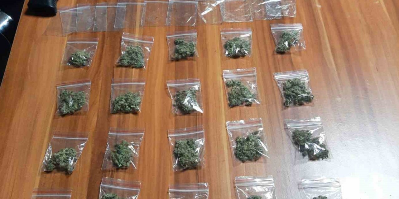 İzmir’de 1 zehir taciri tutuklandı