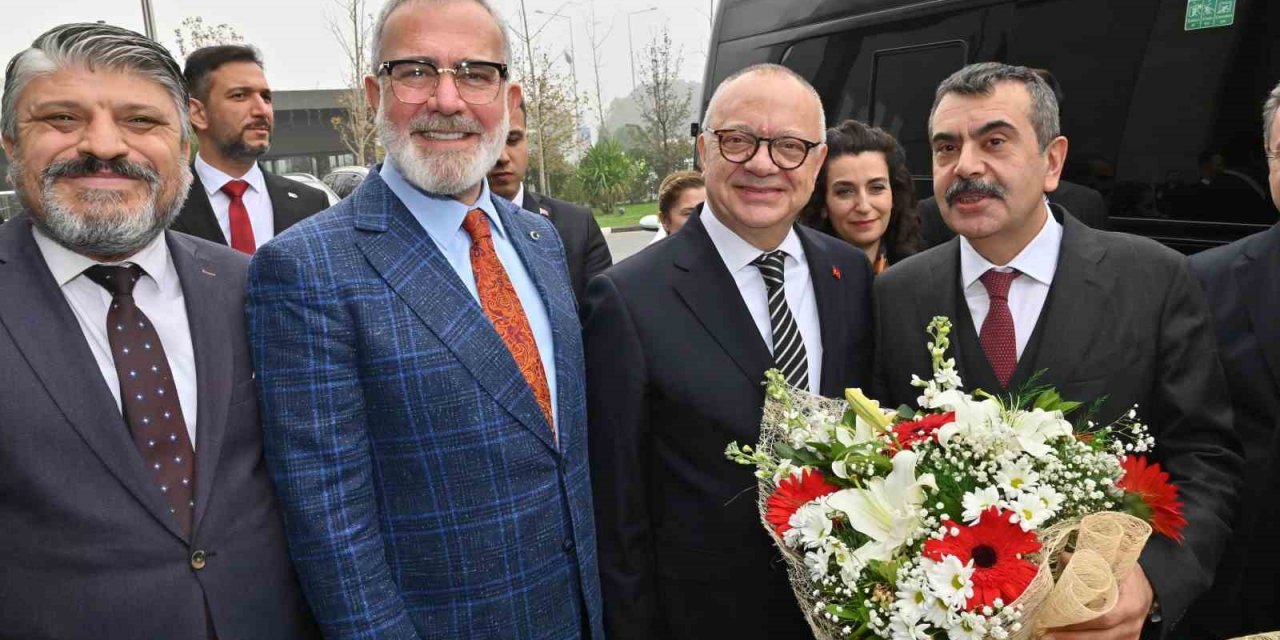 Başkan Ergün, Milli Eğitim Bakanı Tekin’e projeleri anlattı