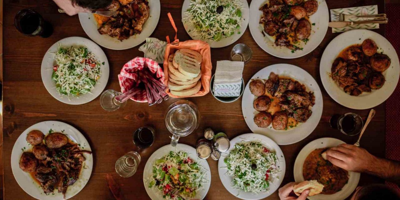 Yılbaşı sofrası çöpe gitmesin