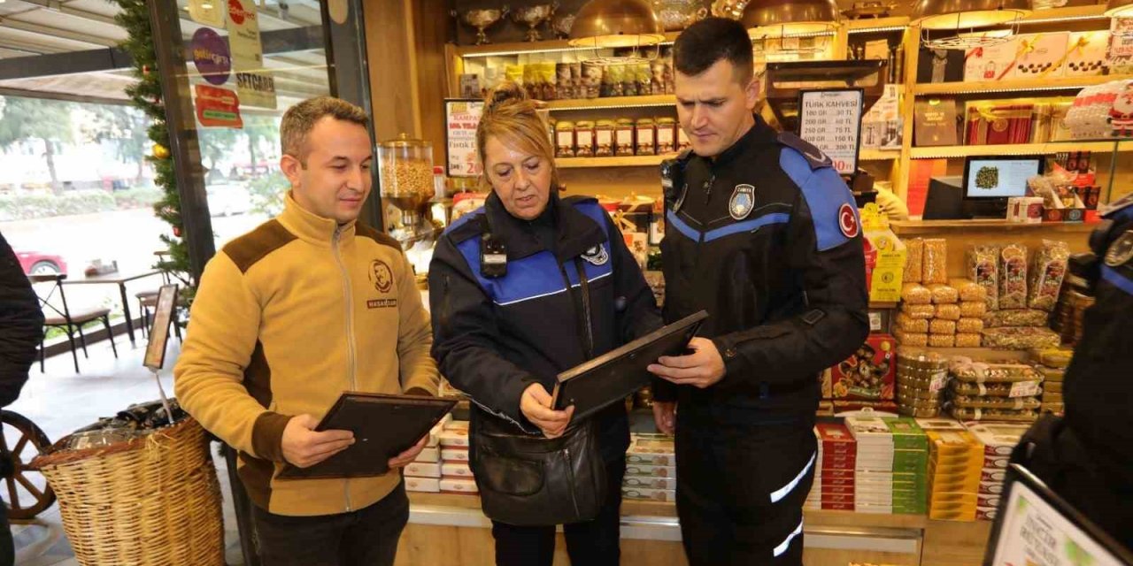 Bayraklı zabıtası yılbaşı denetimi yaptı