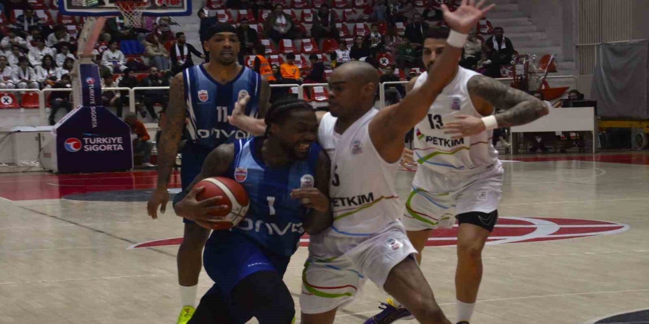 Basketbol Süper Ligi: Aliağa Petkimspor: 99 - Büyükçekmece Basketbol: 95