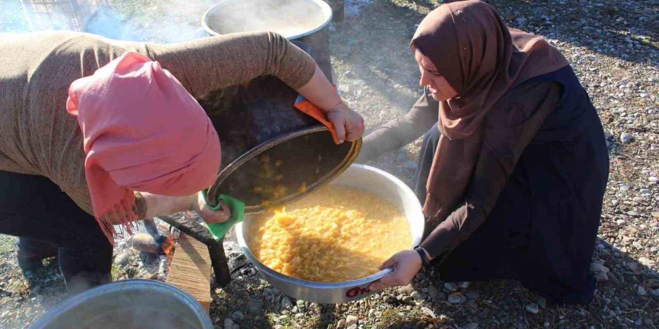 Köyceğiz Ortaokulu’nda portakallar reçele dönüştü