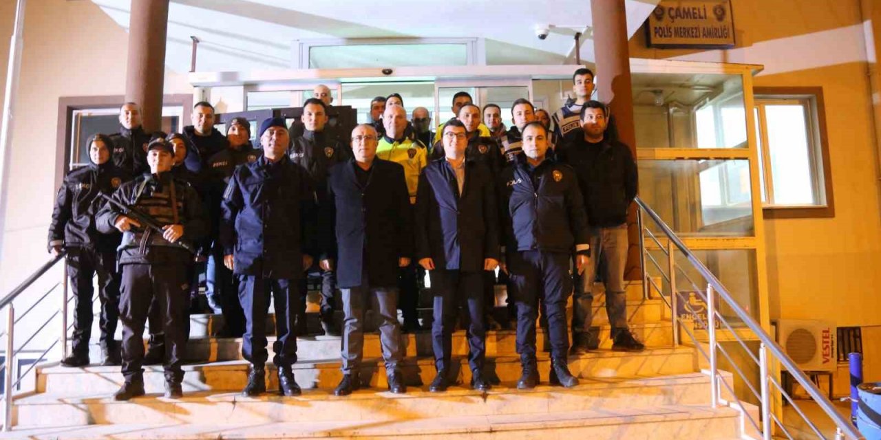 Çameli protokolü görevi başındaki personelleri yalnız bırakmadı