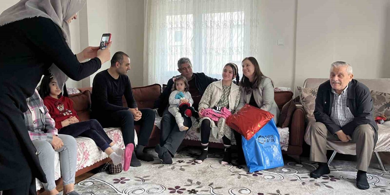 Başkan Çalkaya geleneği sürdürdü, 2024’ü Balçovalılarla karşıladı