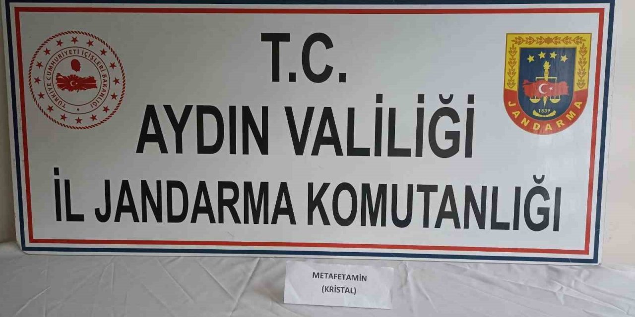 Jandarma uyuşturucuya geçit vermedi