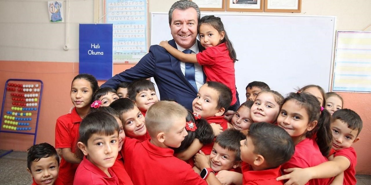 Bergama Belediyesinden ilçe genelindeki tüm öğrencilere destek