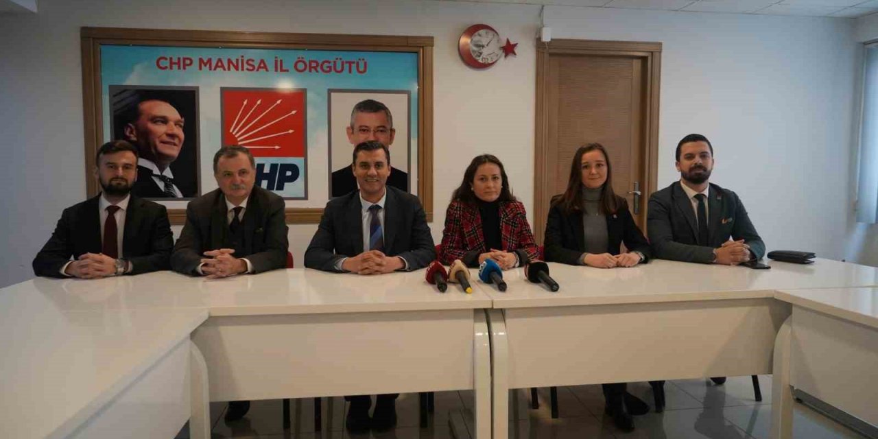 Manisa CHP adaylarını tanıttı