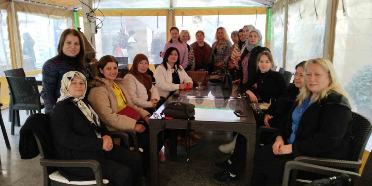 Sökeli kadın muhtar adayları bir araya geldi