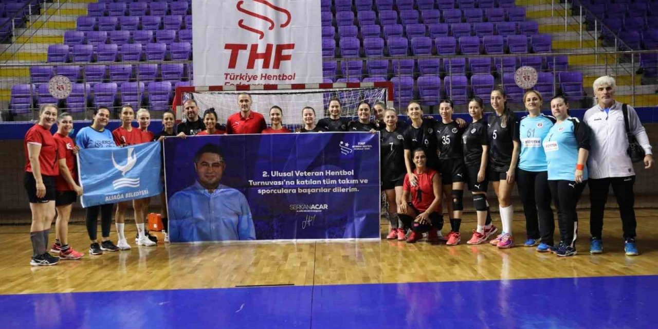 Hentbolda Aliağa’ya milli gurur