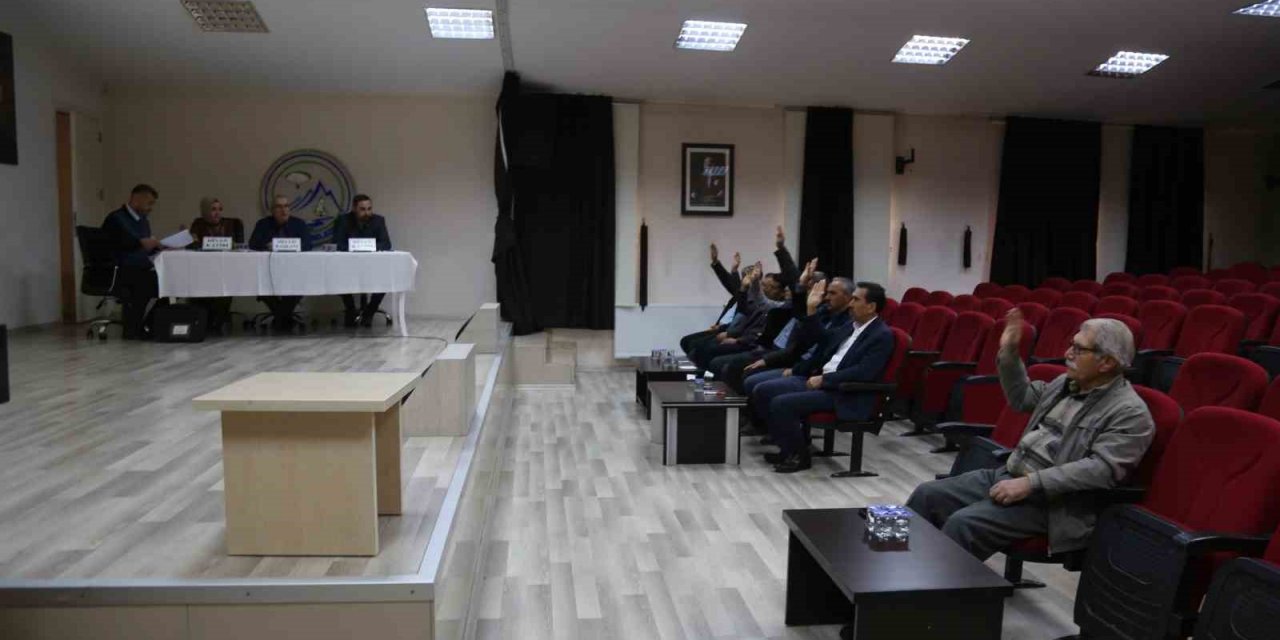 Çameli Belediye Meclis yeni yılın ilk toplantısını yaptı