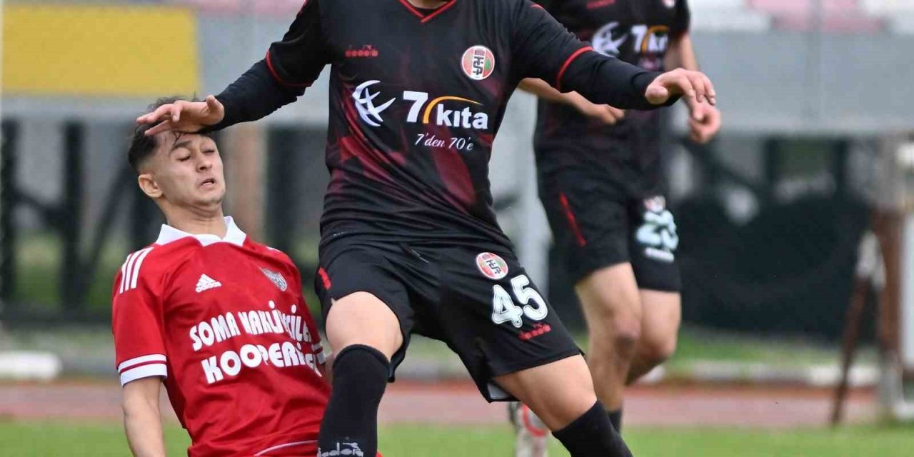 Somaspor ile Turgutluspor hazırlık maçında karşılaştı