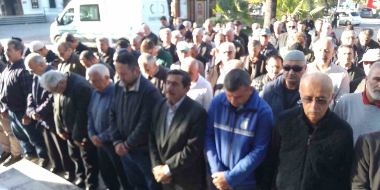 Fethiye Eski Sağlık Grup Başkanı son yolculuğuna uğurlandı
