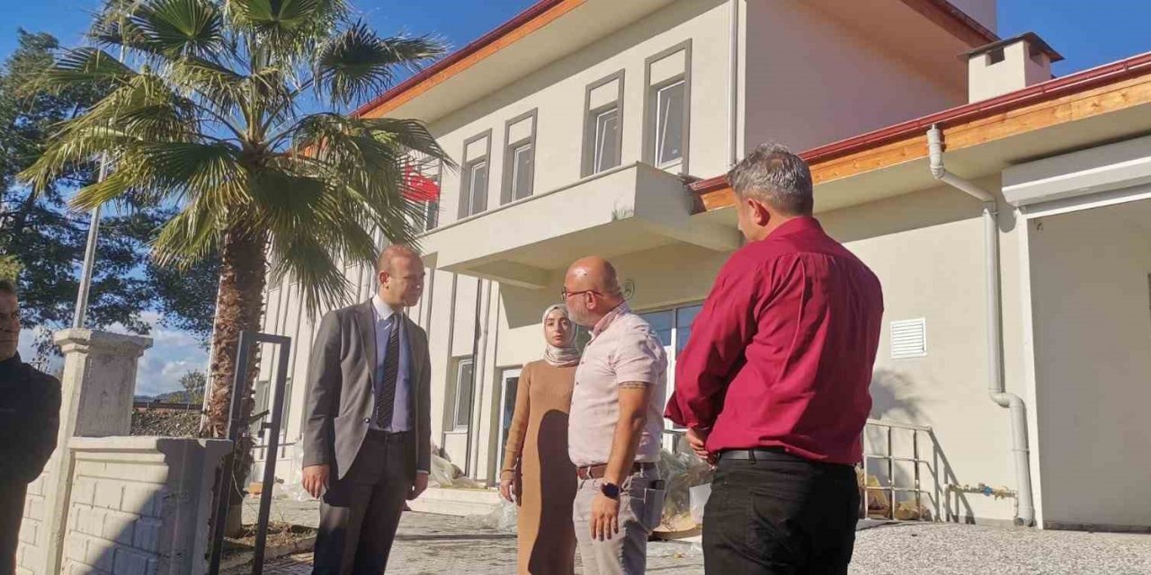 Köyceğiz Sağlık Müdürlüğü binasında  incelemelerde bulunuldu