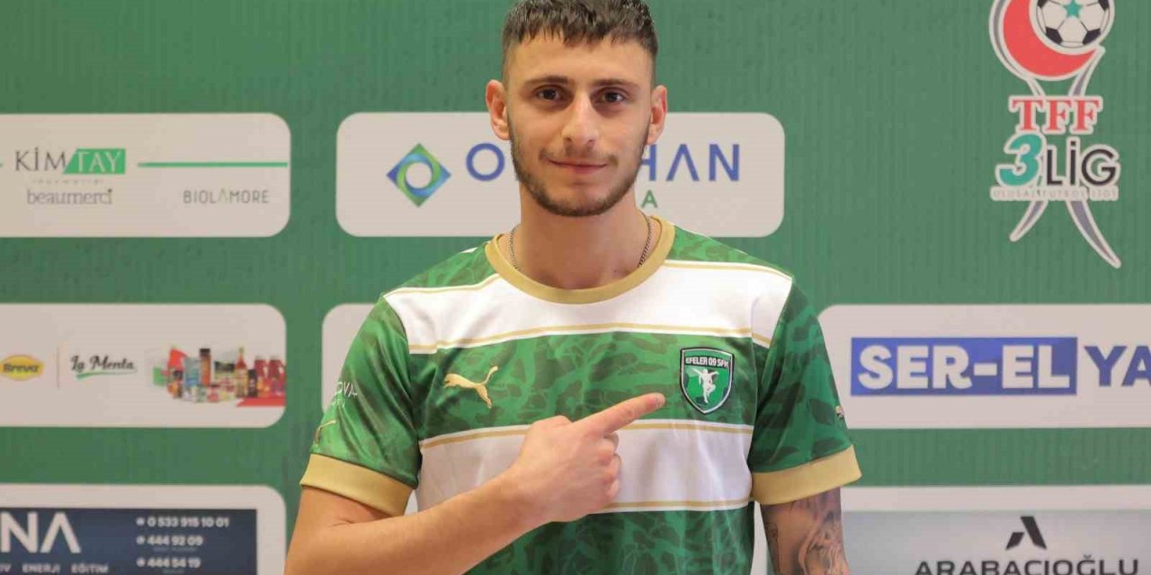 Efeler, ara transferde hız kesmiyor