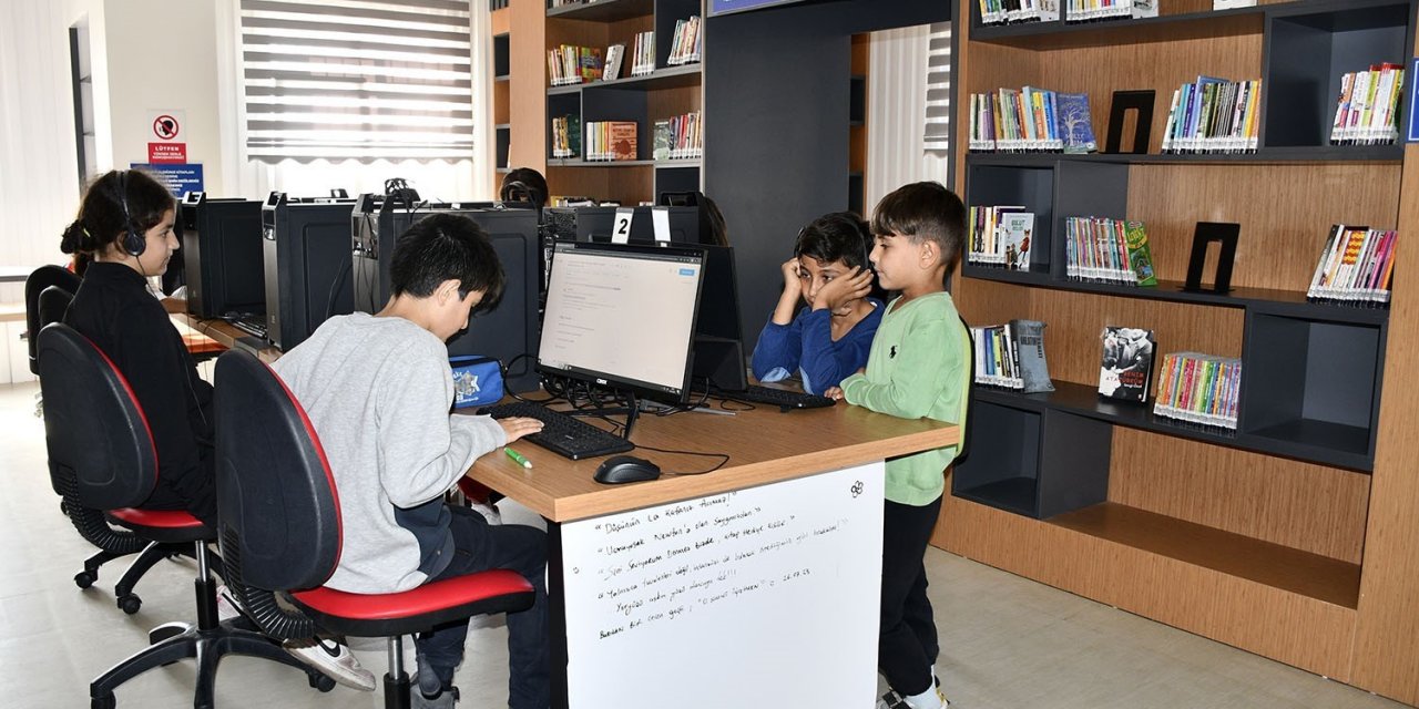 Kuşadası Belediyesi’nden eğitime önemli katkı