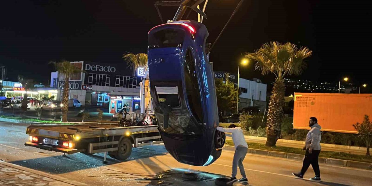Taklalar atan cipten sağ kurtuldu: Kazada 3 kişi yaralandı