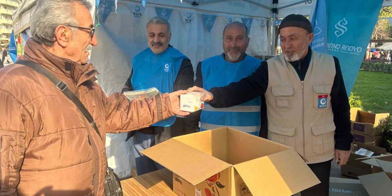 Denizli’de binlerce vatandaşa kandil ikramı yapıldı