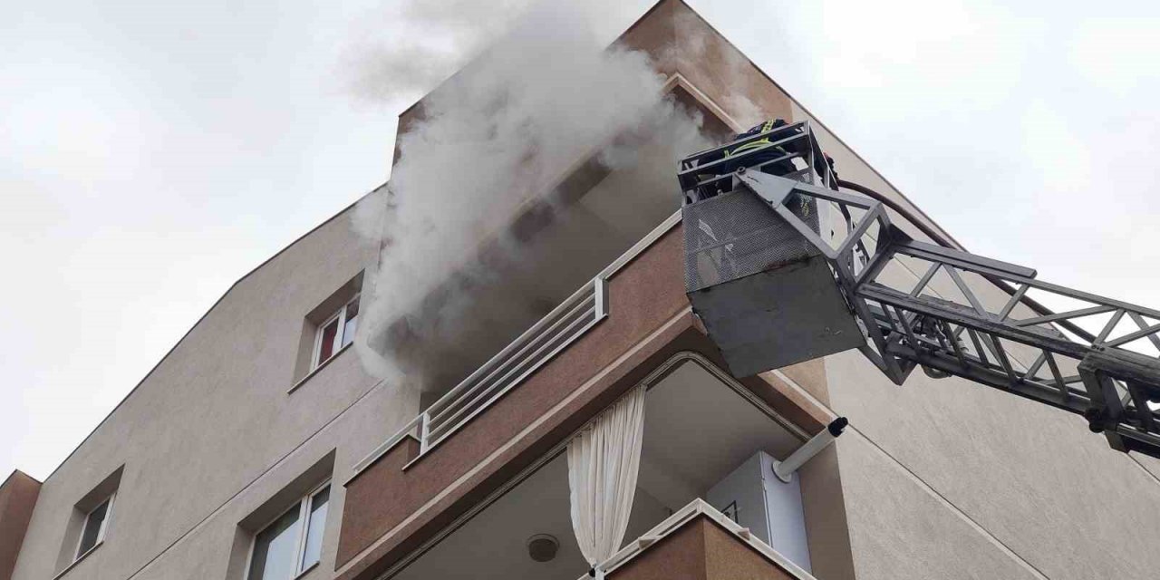 Kuşadası’nda korkutan yangın