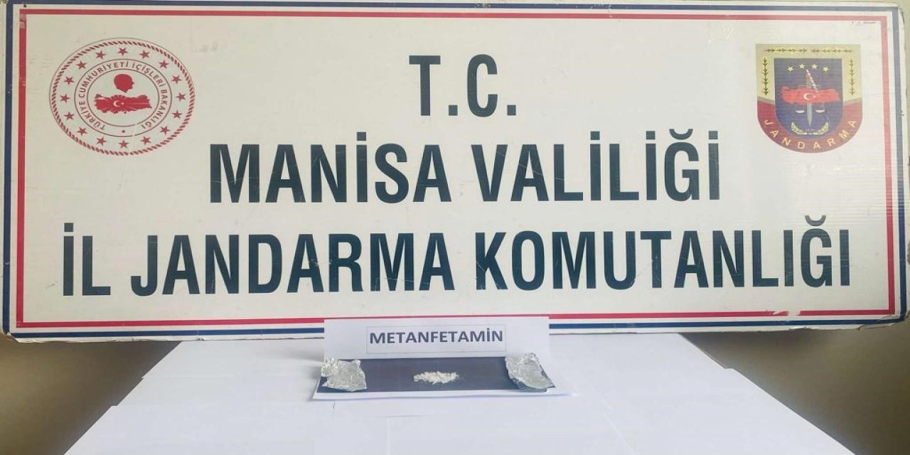 Manisa’da şüphelinin üzerinden metamfetamin çıktı